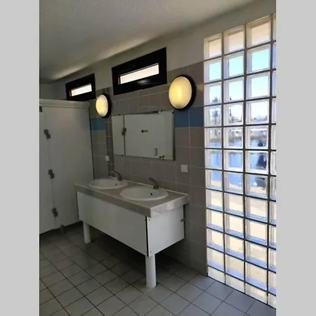 Botel Location A Quai , Camp Naturiste Cap D'agde Agde