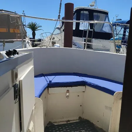 Botel Location A Quai , Camp Naturiste Cap D'agde